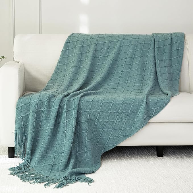 Throw Blanket for Couch Bed, Sofa Knit Blanket Farmhouse Throw for Living Room, Decorative Fall Throw Blanket for Chair, Outdoor Textured Boho Blanket（Green 51x67Inches）