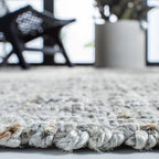 SAFAVIEH Natural Fiber Collection Accent Rug - 3' x 5', Grey, Handmade Farmhouse Jute, Ideal for High Traffic Areas in Entryway, Living Room, Bedroom (NF730F)