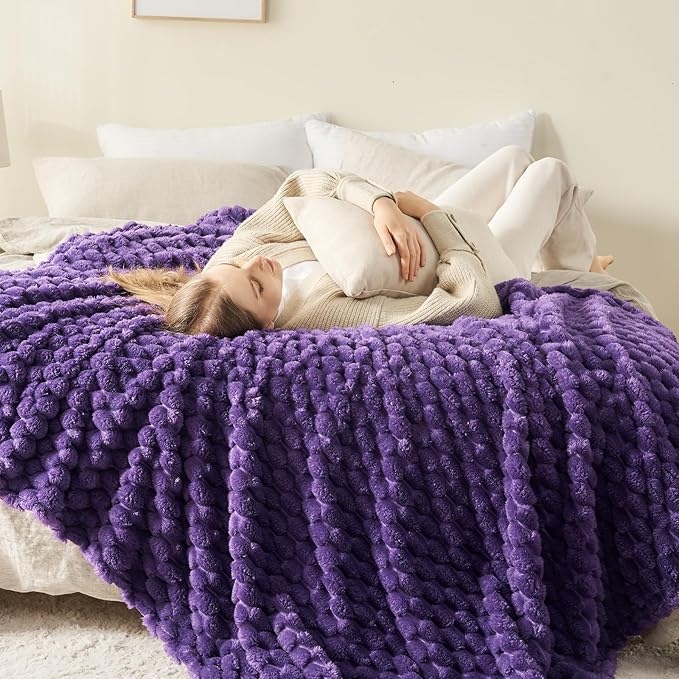 NEWCOSPLAY Super Soft Queen Blanket Purple Premium Silky Flannel Fleece 3D Clouds Stylish Jacquard Lightweight Bed Blanket All Season Use 350GSM (Purple, Queen(90"x90"))