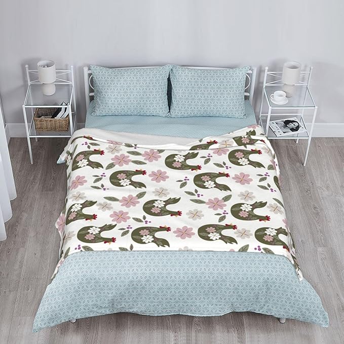Easter Chicken Throw Blanket, 320gsm Fluffy Cozy Soft Warm Plush Lightweight Decorative Blanket Gifts for Women Men Girls Boys Kids Baby, Blankets Quilt for Bed Sofa Chair Couch (80"x60")