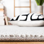 SAFAVIEH Natura Collection Runner Rug - 2'3" x 11', Silver, Handmade Wool Blend, Textured Design, Ideal for Living Room, Bedroom, Dining Space (NAT425G)