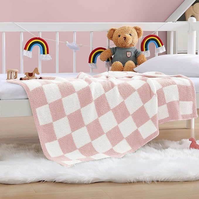 WRENSONGE Checkered Throw Blanket, Pink Soft Cozy Fluffy Warm Hand Made Throw Blankets for Couch, Sofa, Chair, Bed, Camping, Picnic, Travel Lightweight Bed Blanket - 30"*40"