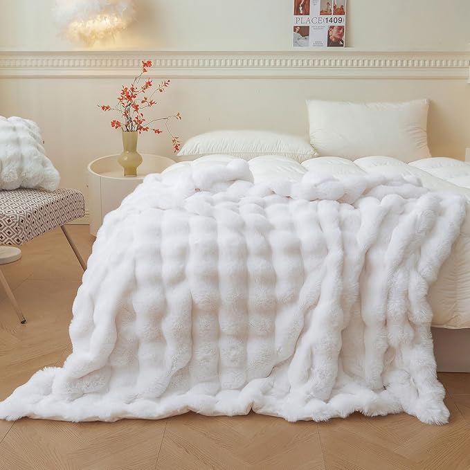 LIFEREVO Luxury Fluffy Faux Rabbit Fur Throw, Plush Fuzzy Bubble Blanket for Couch Sofa, Soft Cute Furry Bed Blanket Home Decoration, Shaggy Lap Throw for Bedroom Living Room Office, 50x60, White