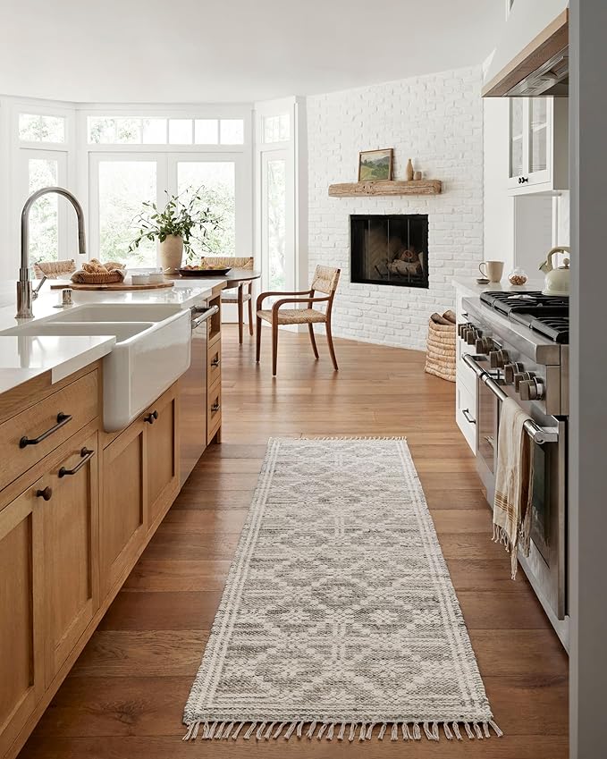 Loloi Angela Rose Rivers Collection RIV-02 Lagoon/Ivory 9'-3" x 13' Reversible Area Rug