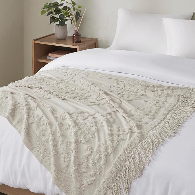 Madison Park 100% Cotton Tufted Chenille Design With Fringe Tassel Luxury Elegant Chic Lightweight, Breathable Cover, Luxe Cottage Room Décor Summer Blanket, 50" x 60", Grey
