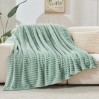 NEWCOSPLAY Super Soft Queen Blanket New Sage Green Premium Silky Flannel Fleece 3D Ribbed Jacquard Lightweight Bed Blanket All Season Use (New Sage Green Ribbed, Queen(90"x90"))