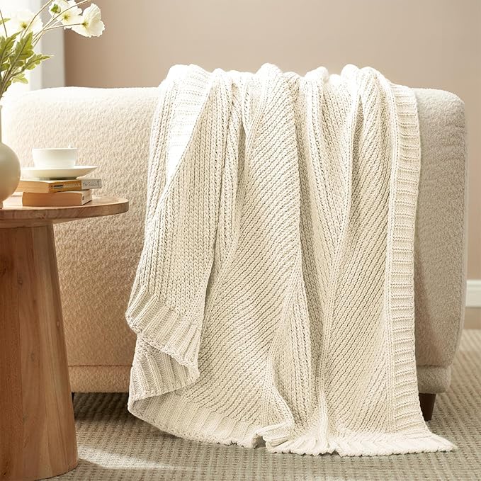 Amélie Home Chevron Chenille Knit Throw Blanket for Couch, Cozy Texture Decorative Soft Blanket for Sofa & Chair, 60"x80", Ivory