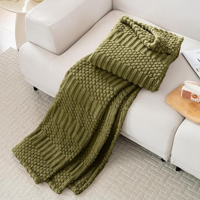 50x70 Inch Green Throw Blanket - Soft & Fluffy Fleece, Cute & Aesthetic, Perfect for Sofa, Couch, Chair, Bed, Living Room & Bedroom, All-Season Use, Plush & Cozy Decorative Blanket