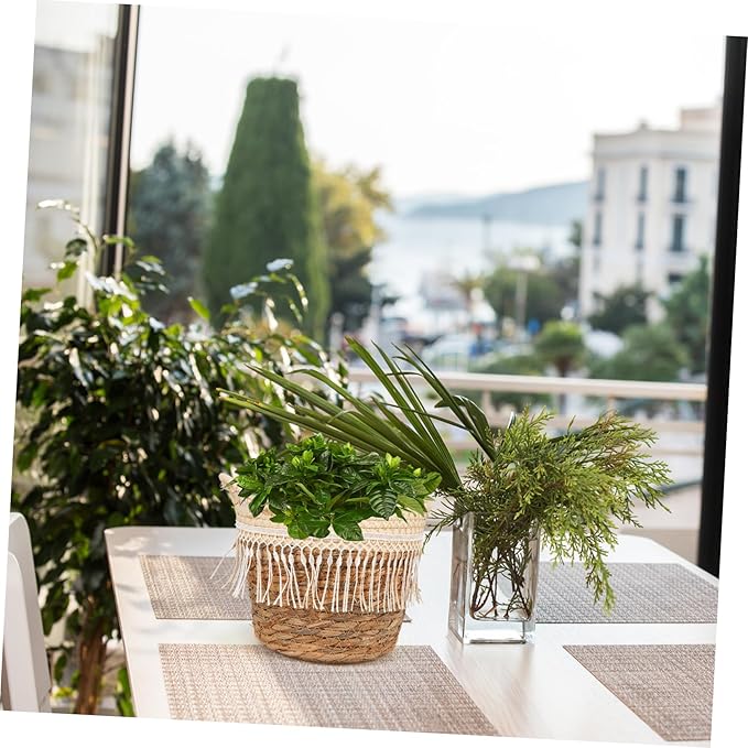 DECHOUS Woven Plant Pot Basket with Tassel Boho Style Planter for Indoor Outdoor Use Compact Decorative Flower Holder and Storage Basket Farmhouse Floral Decor Gift