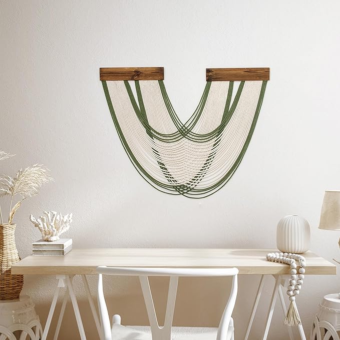 EOBTAIN Green Macrame Wall Hanging Macrame Wall Decor, Handmade Beige Yarn Tassel Boho Tapestry Woven Wall Art for Bedroom Living Room Backdrop Apartment Home Decorations, 23.6x31.5 Inch