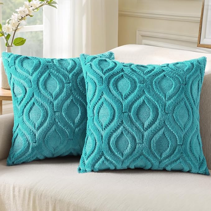 decorUhome Cozy Textured Throw Pillow Covers 20x20 Inch Set of 2, Soft Plush Faux Wool Turquoise Accent Couch Pillow Covers for Modern Farmhouse Sofa Bed Living Room