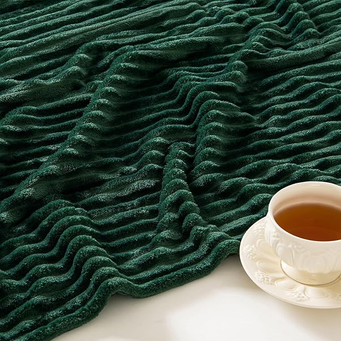 MIULEE Army Green Throw Blanket 3D Ribbed Jacquard Fleece Flannel Velvet Plush Decorative Bed Blanket (Throw, 50" x 60") - Super Soft, Lightweight, Warm and Cozy for Couch Sofa