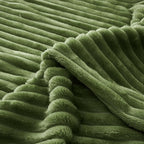 MIULEE Moss Green Throw Blanket 3D Ribbed Jacquard Fleece Flannel Velvet Plush Decorative Bed Blanket (Throw, 50" x 60") - Super Soft, Lightweight, Warm and Cozy for Couch Sofa