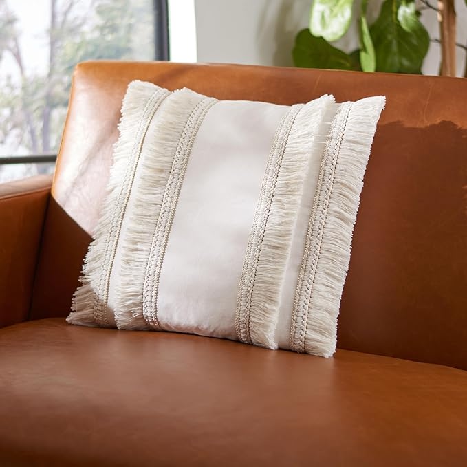 Safavieh Home Collection Grema Boho 16-inch White Fringe Decorative Accent Pillow PLS7142A-1616