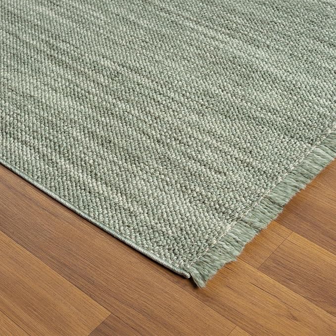 LUXE WEAVERS Solid Machine Woven Green 2x8 Area Rug, Indoor Stain-Resistant Carpet