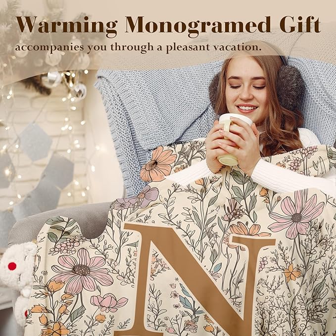 JXREQ Throw Blanket Initial Letter N Personalized Monogrammed Gifts for Women Teen Girls Frends, Boho Floral Throw Blankets for Bed Sofa Living Room Office, 50x60 Inch