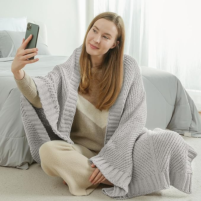 Amélie Home Chevron Chenille Knit Throw Blanket for Couch, Cozy Texture Decorative Soft Blanket for Sofa & Chair, 50"x60", Light Grey