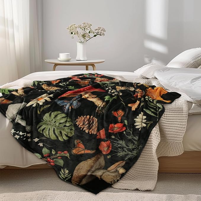 MACEVIA Mushroom Blanket for Couch, Flannel Fleece Mushroom Stuff, Soft Throw Blankets for Bed Sofa, Cozy Warm Comfort Lightweight Throw Blanket for Travel Camping 260GSM (Mushroom, 50"x60")