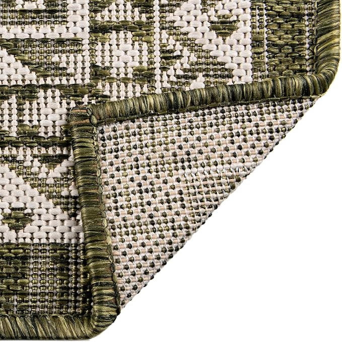 Rugs.com Outdoor Aztec Collection Rug – 5' x 8' Green Flatweave Rug Perfect for Living Rooms, Large Dining Rooms, Open Floorplans