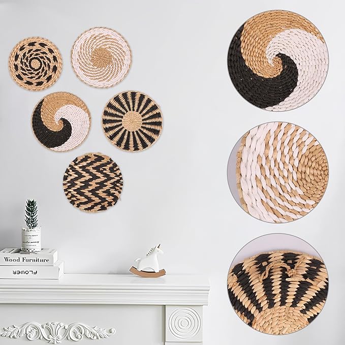 HJJWNDDNG 5 Pack Boho Wall Basket Decor Set, Hanging Woven Seagrass Rattan Wicker Boho Wall Decor, Round Farmhouse Wall Hanging Baskets Rustic Flat Wall Art for Living Room Bedroom Kitchen