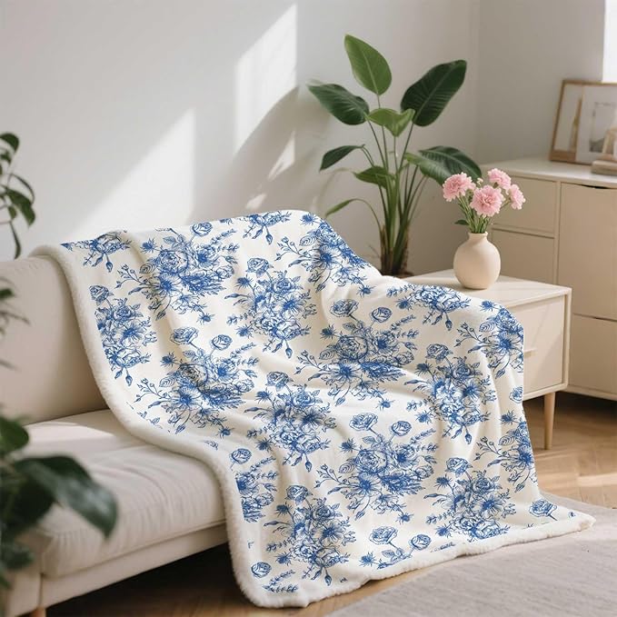 Blue Floral Throw Blanket, Botanical Floral Blanket, Soft, Flannel, Warm, Boho Aesthetic Bed Blankets All Season Flower Throw Blankets for Couch Bedroom Living Room 60X80 Inch