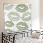 WNAGT Trendy Black and White Kiss Lips Tapestry Wall Hanging, Funky Makeup Wall Decor, Fashion Aesthetic Wall Blanket Decor for Girls Room College Dorm Makeup Room Beauty Room, 50x60 Inch