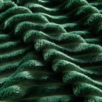MIULEE Fleece Throw Blanket for Couch 300GSM Super Soft Lightweight Plush Striped Throws, Dark Green Warm Cozy Breathable Ribbed Blanket for Bed/Sofa, Twin Size 60"x80"