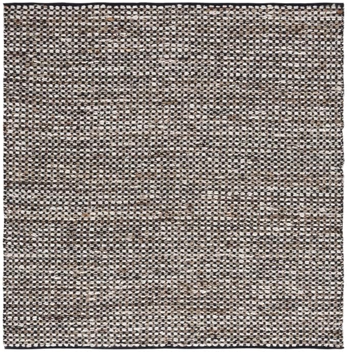 SAFAVIEH Natura Collection Area Rug - 6' x 9', Black & Ivory, Transitional Design, Ideal for High Traffic Areas in Living Room, Bedroom & Dining Room (NAT349Z-6)