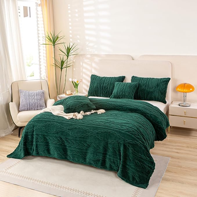 YUSOKI Queen Size Blanket Single Layer,Weight(4.4lb),370GMS-3D Stylish Design for Gift Home Decor (Forest Green,90"x90")