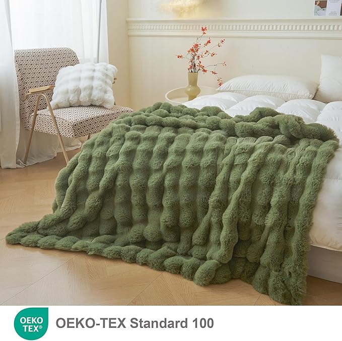 LIFEREVO Fluffy Faux Rabbit Fur Bubble Throw, Plush Shaggy Blanket for Couch Sofa Chair, Soft Cute Moss Furry Blanket Adults Kids Teens Girls, Fuzzy Throw for Bedroom Living Room, 50x60, Sage Green