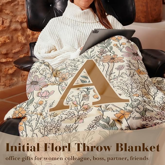 JXREQ Throw Blanket Initial Letter A Personalized Monogrammed Gifts for Women Teen Girls Frends, Boho Floral Throw Blankets for Bed Sofa Living Room Office, 50x60 Inch