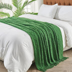 inhand Green Knitted Throw Blanket for Couch and Bed, St. Patrick’s Day Lucky Spring Gifts Throw for Her or Him, Soft Farmhouse Woven Blanket with Tassel, Lightweight Decorative, 50"x60"