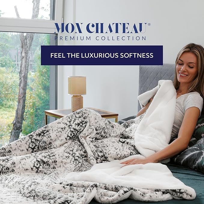 Mon Chateau 60" x 70" Serenity Flannel Throw Blanket, Abstract Print Soft Blanket for Queen-Size Bed, Couch, or Sofa, Cozy Home Decor and Stylish Living Room Comfort, Dreamscape