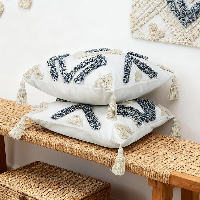 Boho Throw Pillow Covers 18x18 Inch with Tassels, Blue White Tufted Square Pillow Covers Bohemian Farmhouse Decorative Woven Cushion Cover for Couch Sofa Bedroom Living Room Home Decor