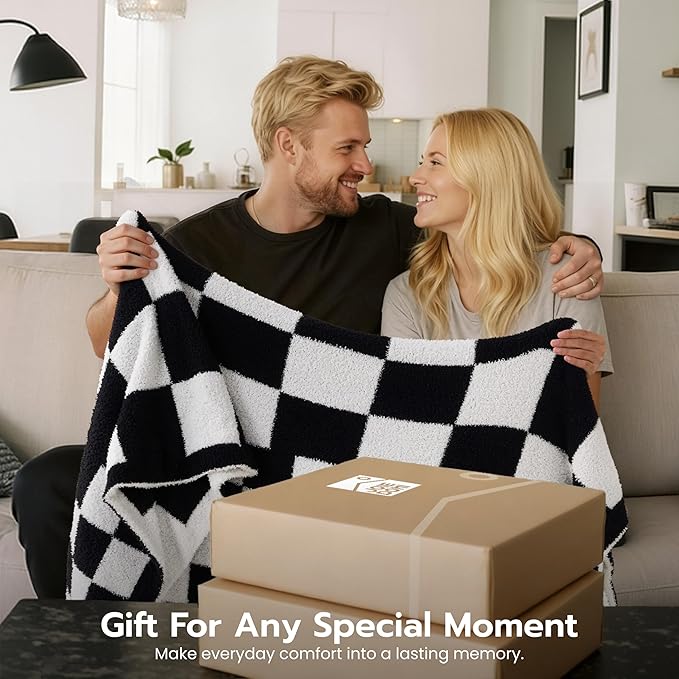 Joiedomi Throw Blanket for Couch, Black White Checkered Knitted Blankets Gifts for Women Mom Girls, Cozy Cute Soft Throw Home Room Decor Aesthetic Women Mothers Birthday Gifts 50x70 Inches