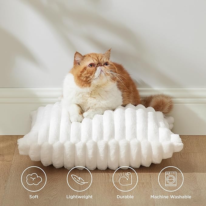 Bedsure Double-Side Striped Decorative Throw Pillow Covers 18x18 Set of 2, Spring White Fluffy Soft Pillow Covers, Home Decor for Couch Sofa Living Room Bedroom