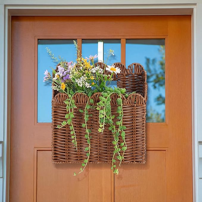 2 Pack Scalloped Wicker Hanging Basket for Organizing Woven Wall Baskets for Front Door Mail Flowers Books Accessories Boho Rustic Farmhouse Wall Decor (Pe Rattan)