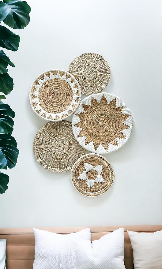 TheNamiCollection Woven Wall Basket Set - Five Hanging Seagrass Baskets | Decorative, Boho Styled Baskets Perfect For Trendy, All Natural Home Decor | Handmade, Round, Woven, Hanging Wall Basket Decor