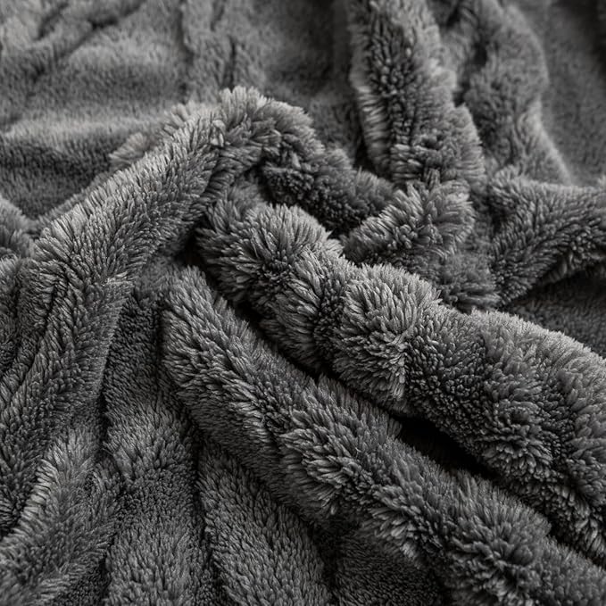 YUSOKI Queen Size Blanket Single Layer,Weight(4.4lb),370GMS-3D Stylish Design for Gift Home Decor (Grey,90"x90")
