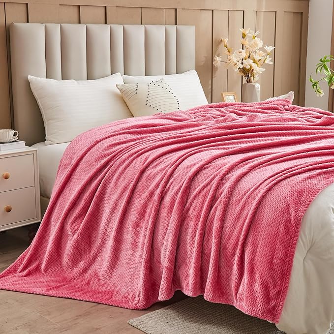 NEWCOSPLAY Super Soft Throw Blanket Coral Pink Premium Silky Flannel Fleece Leaves Pattern Lightweight Bed Blanket All Season Use (Coral Pink, Throw(40"x50"))