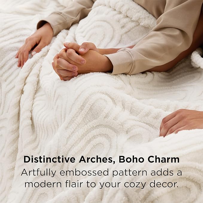 Bedsure GentleSoft Twin Blanket for Bed - Cozy Soft Blankets for Women, Cute Small Fleece Throws for Girls, Gift for Women Her Him, Off White, 60x80 Inches