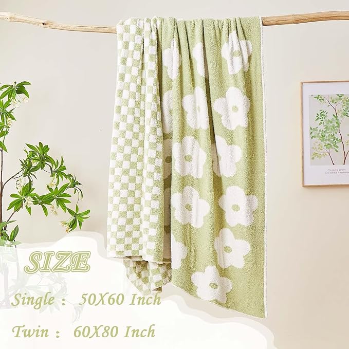 Checkered Throw Blanket, Sage Green Super Soft Knit Breathable Throw Blanket, Cozy Fluffy Reversible Checkerboard Flower Fuzzy Blanket for Couch Sofa Bed Living Room Decor 60 x 80 Inch