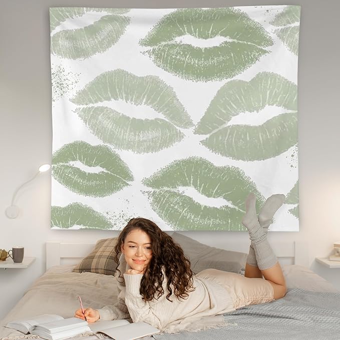 WNAGT Trendy Black and White Kiss Lips Tapestry Wall Hanging, Funky Makeup Wall Decor, Fashion Aesthetic Wall Blanket Decor for Girls Room College Dorm Makeup Room Beauty Room, 50x60 Inch