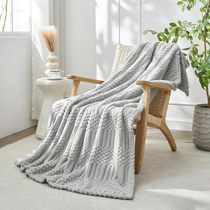 lifein Throw Blanket for Couch-Light Grey Boho Throw Blanket, Soft Fleece Plush Lightweight Blankets&Throws for All Seasons, Fuzzy Decorative Blankets for Livingroom Bed Sofa Chair (50x60, Light Grey)