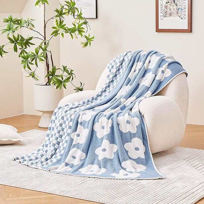 Checkered Throw Blanket, Dusty Blue Super Soft Knit Breathable Throw Blanket, Cozy Fluffy Reversible Checkerboard Flower Fuzzy Blanket for Couch Sofa Bed Living Room Decor 60 x 80 Inch