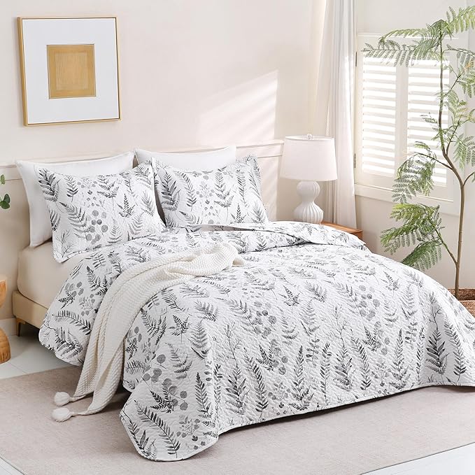 JSD Grey White Floral Quilt Set King Size, 3 Piece Printed Bedspreads Coverlet with Pillow Sham, Soft Microfiber Quilted Blanket