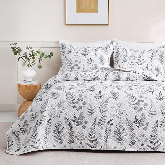 JSD Grey White Floral Quilt Set Twin Size, 2 Piece Printed Bedspreads Coverlet with Pillow Sham, Soft Microfiber Quilted Blanket