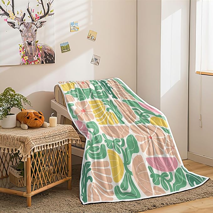 Boho Abstract Colorful Floral Throw Blanket, Vintage Retro Patchwork Pink Green Flower Botanical Geometric Aesthetic Groovy Flannel Throw Blanket for Chair Bed Sofa Couch, 50X60IN