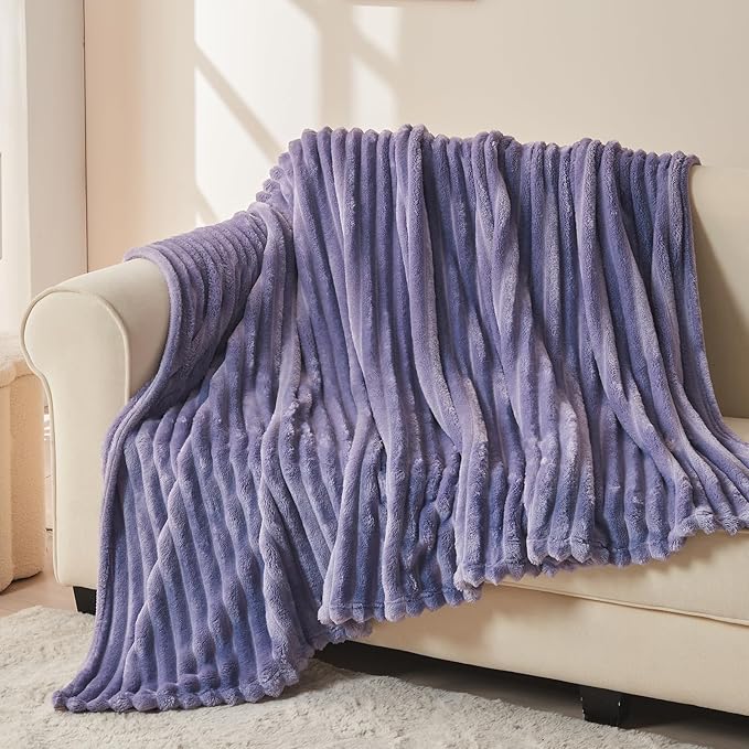 NEWCOSPLAY Super Soft Twin Blanket Lavender Premium Silky Flannel Fleece 3D Ribbed Jacquard Lightweight Bed Blanket All Season Use (Lavender Ribbed, Twin(60"x80"))