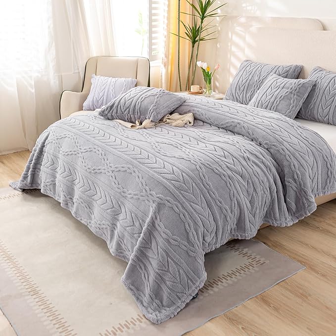 YUSOKI Queen Size Blanket Single Layer,Weight(4.4lb),370GMS-3D Stylish Design for Gift Home Decor (Light Grey,90"x90")